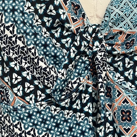 Swimsuits for all Crest Tie Front Underwire Swimdress - Picture 6 of 14